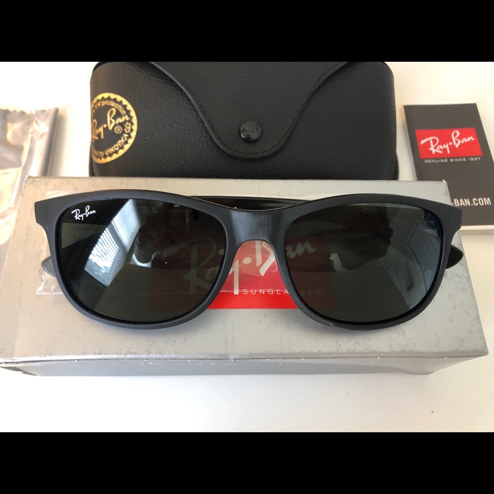 RayBan Classic Sunglasses